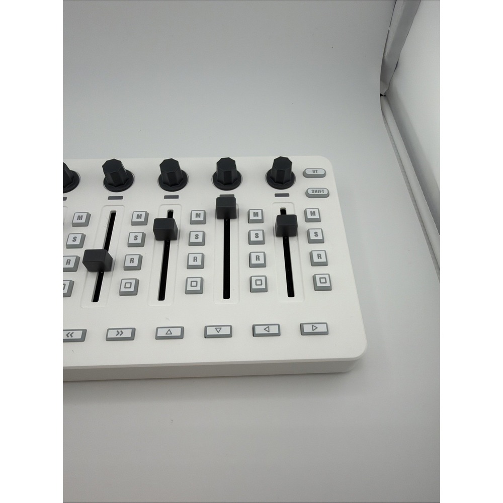 M-VAVE SMC-MIXER MIDI Controller Mixing Console for Wireless Connection Mac/iOS - Picture 9 of 13